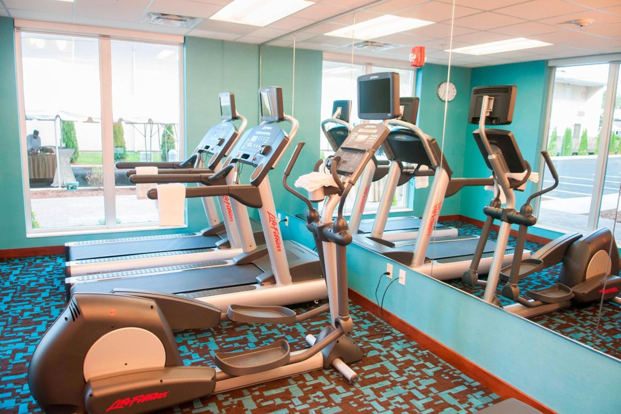 Fairfield Inn & Suites By Marriott Springfield Northampton/Amherst Eksteriør bilde