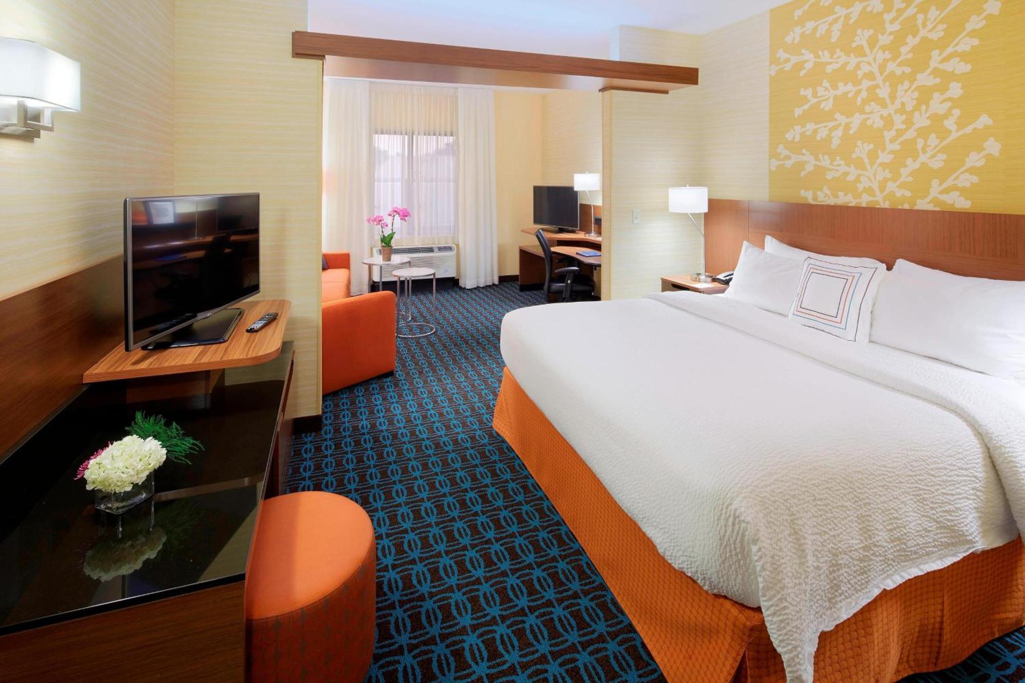 Fairfield Inn & Suites By Marriott Springfield Northampton/Amherst Eksteriør bilde