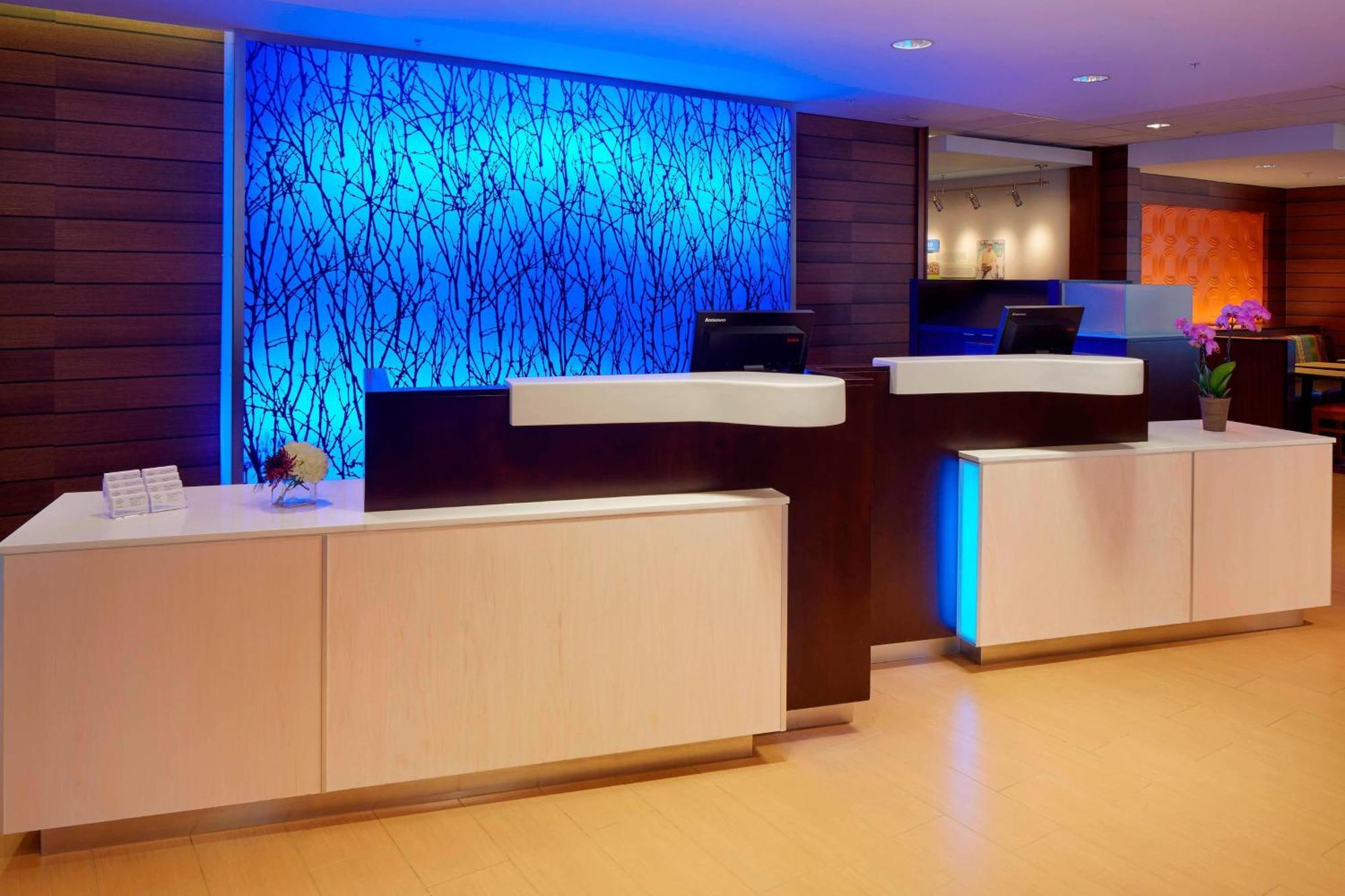 Fairfield Inn & Suites By Marriott Springfield Northampton/Amherst Eksteriør bilde